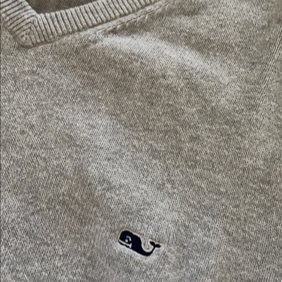 Men’s Vineyard Vines Cashmere V-Neck Sweater - Picture 3 of 3